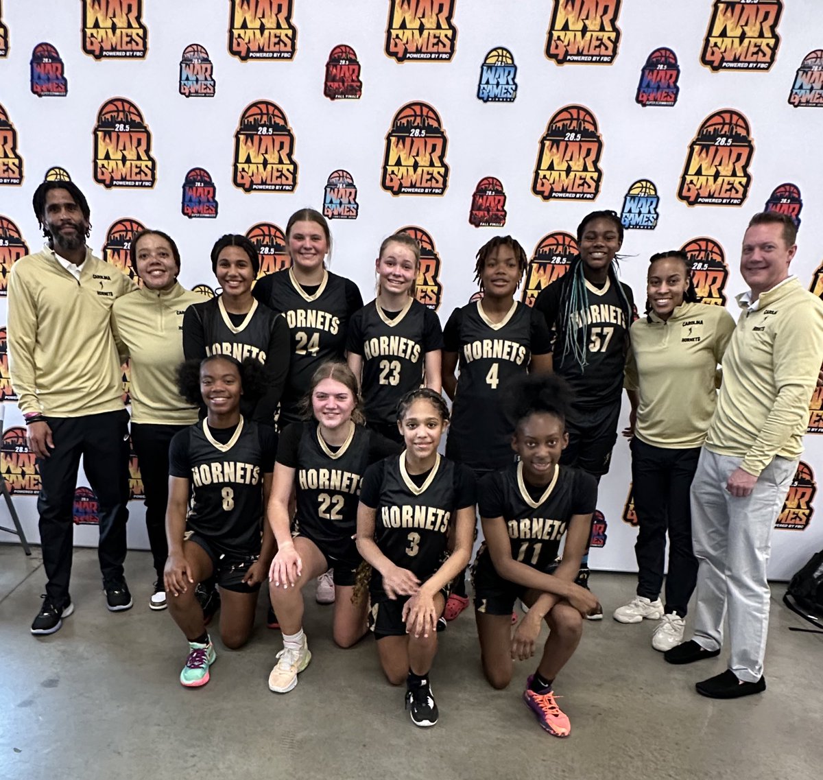UnitedHornets's tweet photo. HUGE S/O to our 2027 &amp; 2029 teams for both being 4-0 at the @InsiderExposure @WarGames285 Super Scrimmage! 🔥We’re extremely proud of how hard both teams played this weekend! 

Thank you to ALL of our supporters, &amp; sponsors! None of this is possible w/o you! 

Let's Go Hornets! https://t.co/RiBim1vaqk