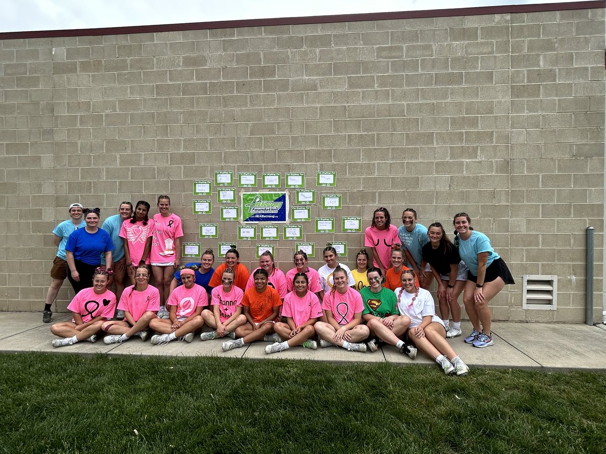 ucwvlax's tweet photo. Partnering with @HEADstrongFnd has been such a good reminder of just how special the lacrosse community is 💚 #YOUnited https://t.co/1mGVFl2rmo