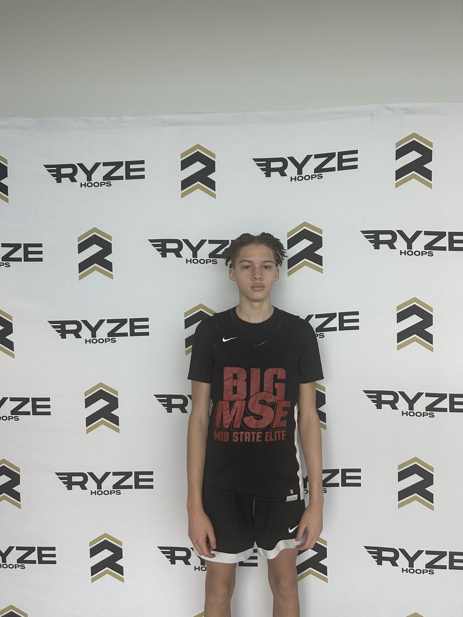 BIGMSE's tweet photo. BIGMSE 2027 finish 2-1 with 75-64 L Vs Atlanta Kings 2026 

JiYair Rose 29pts 5stls 5 👌🏽’s 4ast
Kamden Murray 19pts 6rebs 

@RYZEHoops https://t.co/eBo7FEITbH