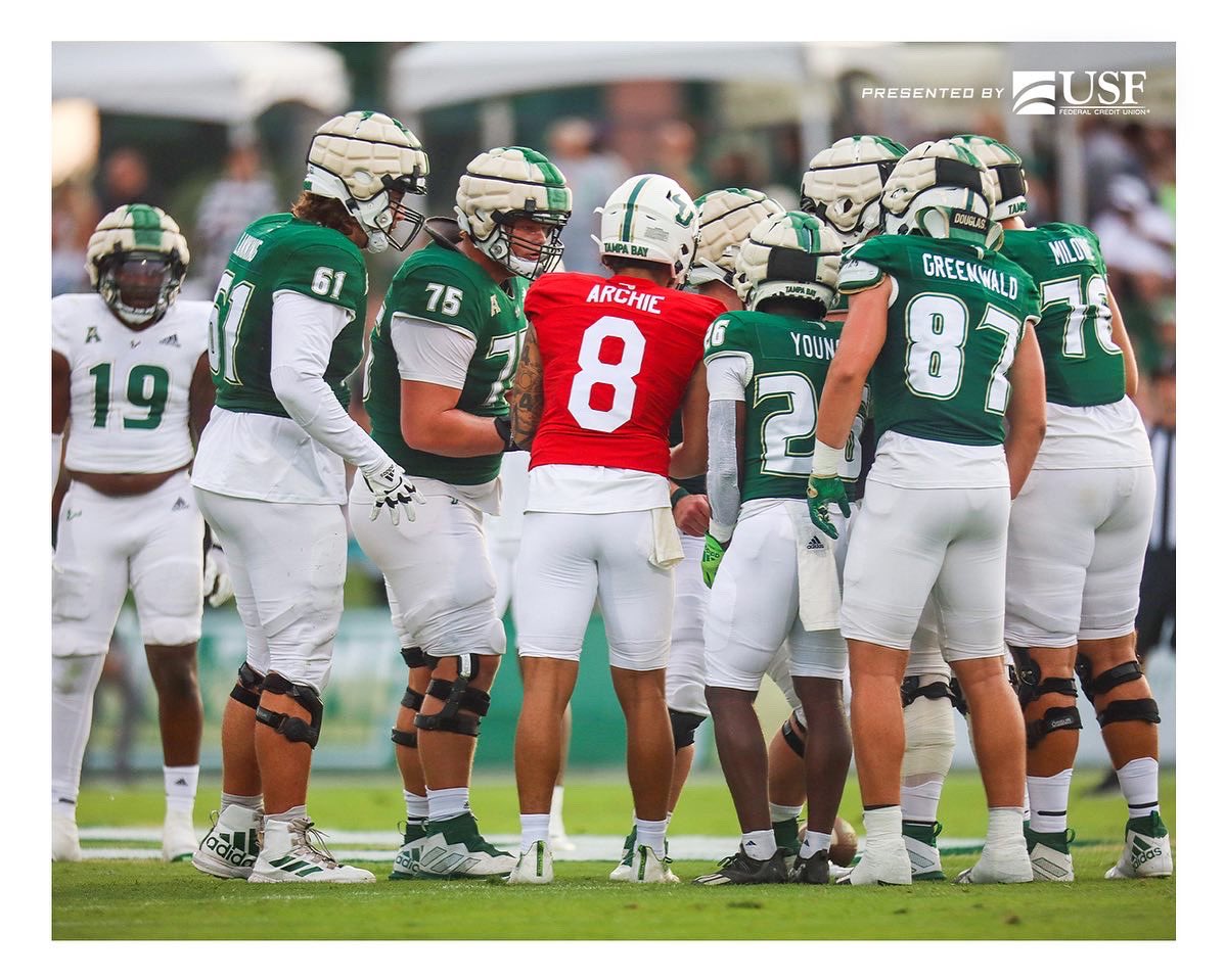 USFFootball's tweet photo. Corbett Stadium was rockin’

#ComeToTheBay | #StayInTheBay | @usffcu https://t.co/xr4AJKgHvT
