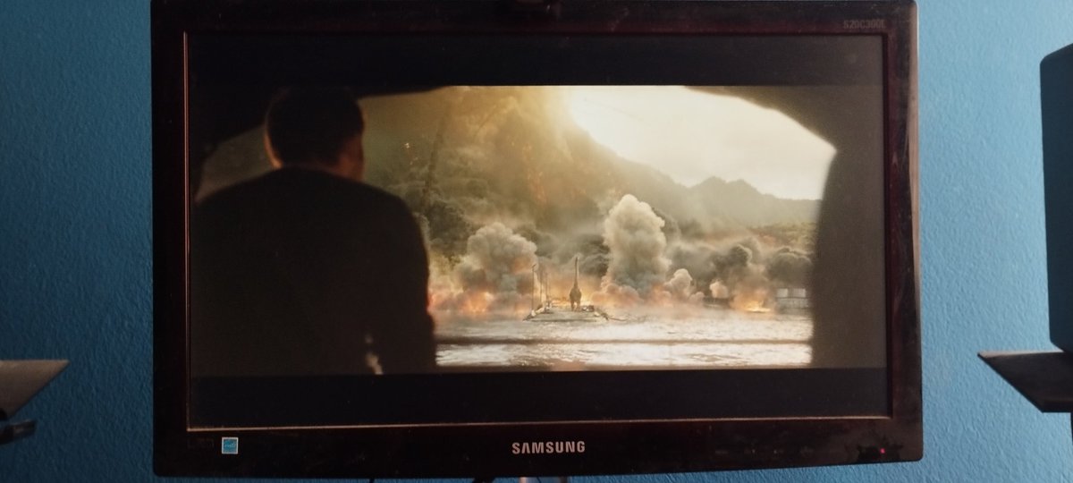 imrelease_'s tweet image. Sh..t esa escena siempre 🥲 . Agregando que de pequeño quería, deseaba, anhelaba ser paleontologo.. #jurassicworld