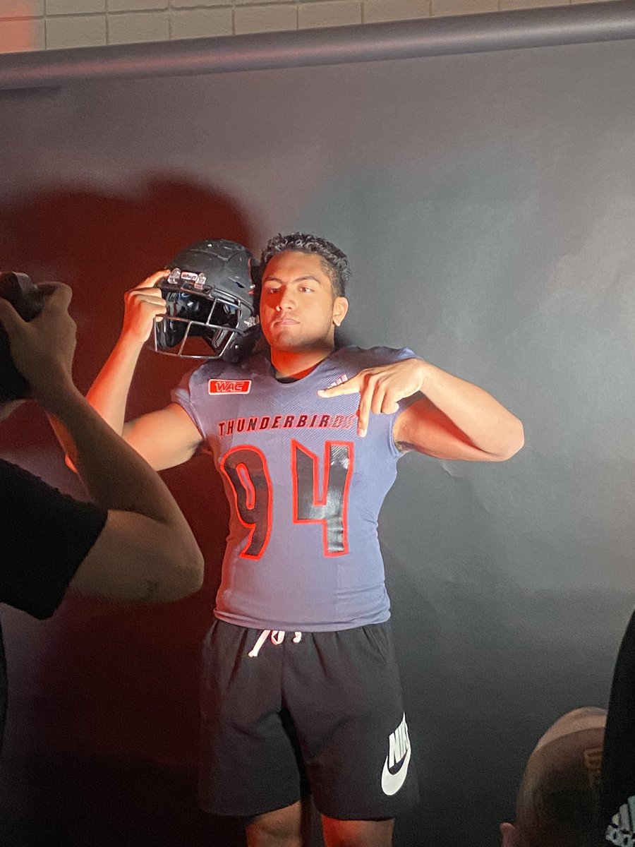 Had the great opportunity to attend Junior day at SUU, thank you <a href="/CoachHuntSUU/">Ryan Hunt</a> for the invite.