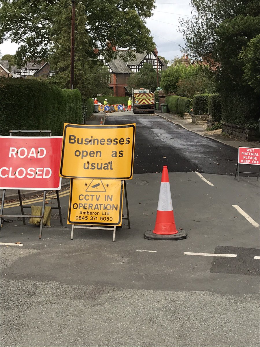 Craig_9320's tweet photo. In September 2020, Level 2 patching repairs were carried out on Trafford Road #AlderleyEdge. This is just one of many local projects I have been involved in as your Ward Councillor.
#CllrCraigBrowne #PeopleBeforeParty #VoteIndependent #AlderleyEdgeFirst https://t.co/18omHPRCWn