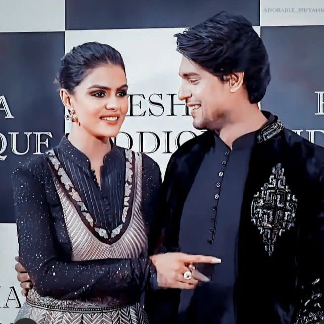 Priyankit111200's tweet photo. #NewProfilePic https://t.co/zERbaqyKry