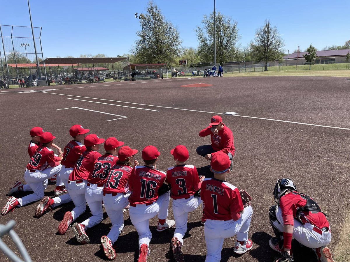 sidwell79's tweet photo. NBC Hoesch 11U Heading to the Championship game in the AAA Arkansas Showcase @LoganHughes4 @Nixa_BC https://t.co/H2ClA6mEMQ