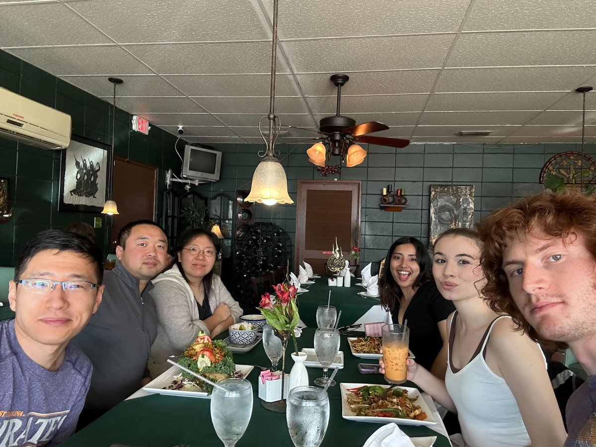 GuResearch's tweet photo. Congratulations @YunfeiWang for doctoral fellowship (ALS doctoral fellowship) and acceptance to Molecular Foundry’s user active proposal👏🎊🍾 She will be working in Lawrence Berkeley Lab. Wishing her a good luck with her new journey! 
https://t.co/E3qD4lGbEv https://t.co/AJK2a3aQvo