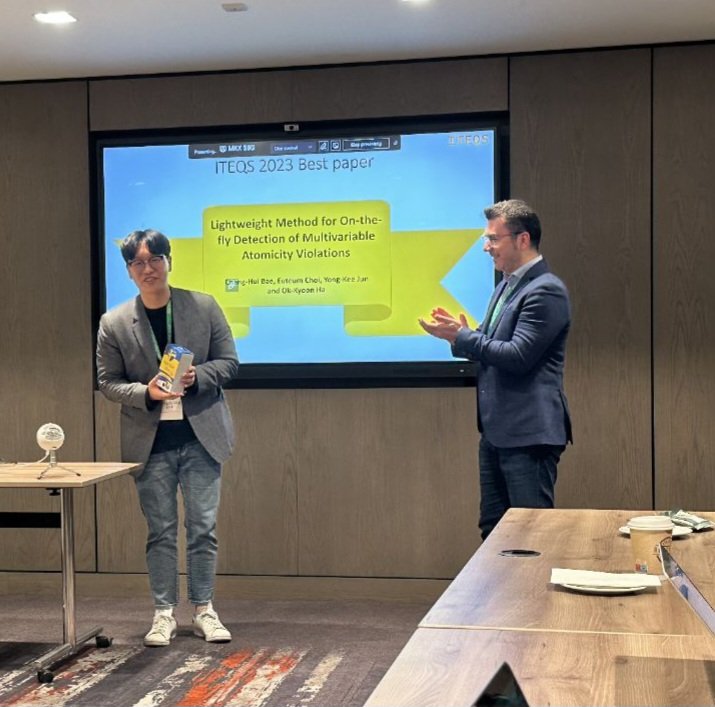 ...and the Best Paper Award of ITEQS 2023 goes to Chang-Hui Bae, Euteum Choi, Yong-Kee Jun and Ok-Kyoon Ha for their paper "Lightweight Method for On-the-fly Detection of Multivariable Atomicity Violations" 
<a href="/icstconference/">ICST</a> #ICST2023 conf.researchr.org/home/icst-2023…