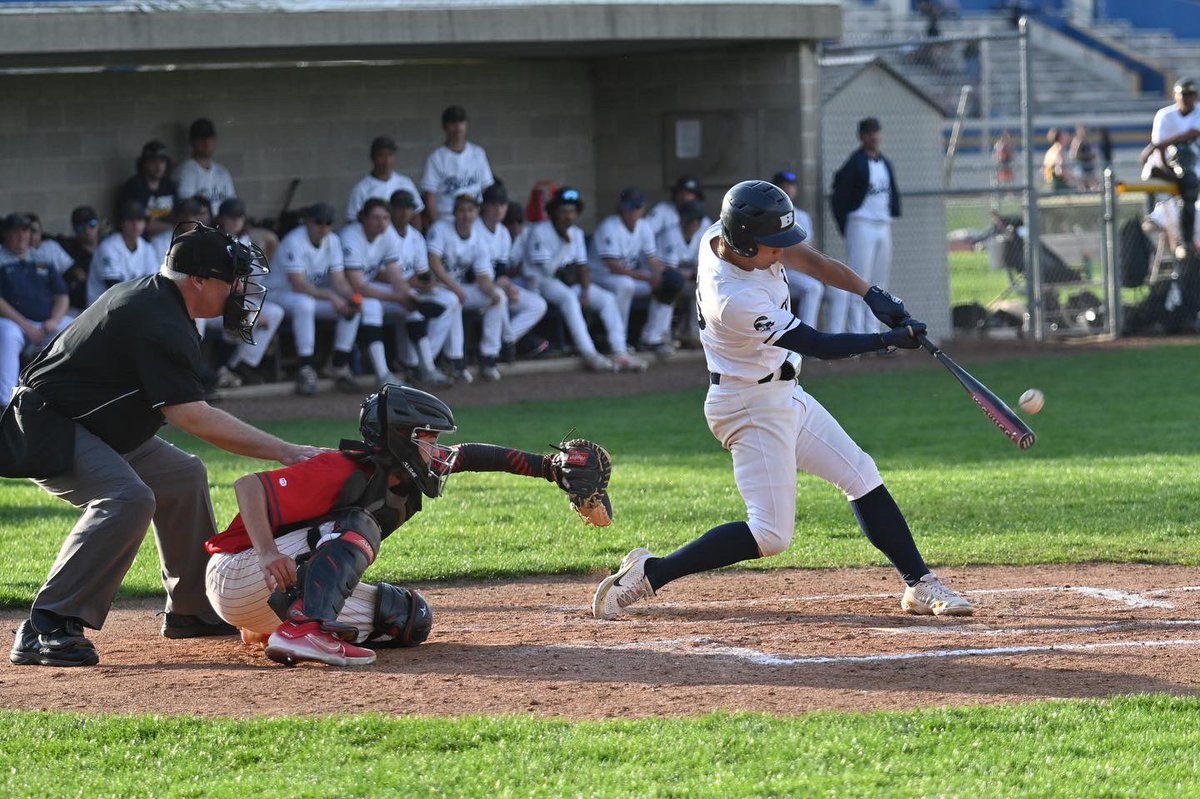 beloit_baseball tweet picture