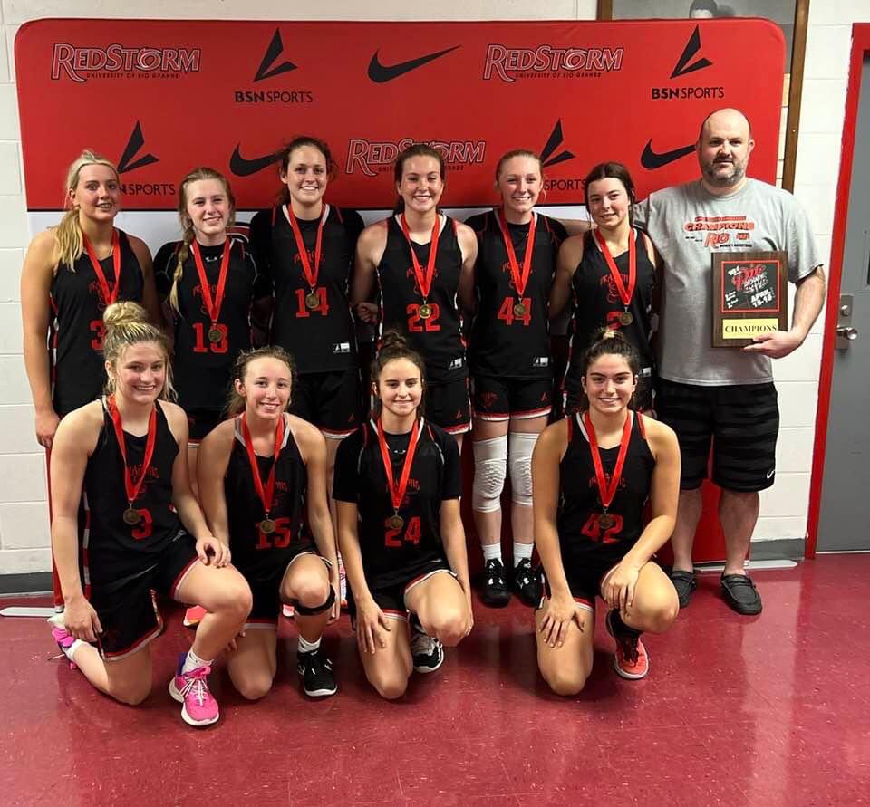 OVdragons2024's tweet photo. Got in 4 games this weekend. Beat a good @NlaSwish team for the championship. Up next The Clash @Ohio_Basketball in Cincinnati
#wegofast
@lady_dragons
@RioCoachBias https://t.co/VajfmVoRX9