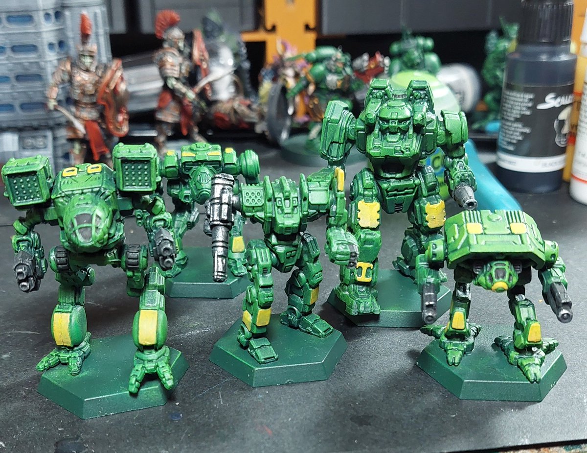 Corvuspaints's tweet photo. On the painting bench today were a Jade Falcon star and two 3D printed 6mm building tests. #paintingminiatures #miniatures #battletech #clanjadefalcon #hobbystreak day 96 https://t.co/Hi0tsYjSfC