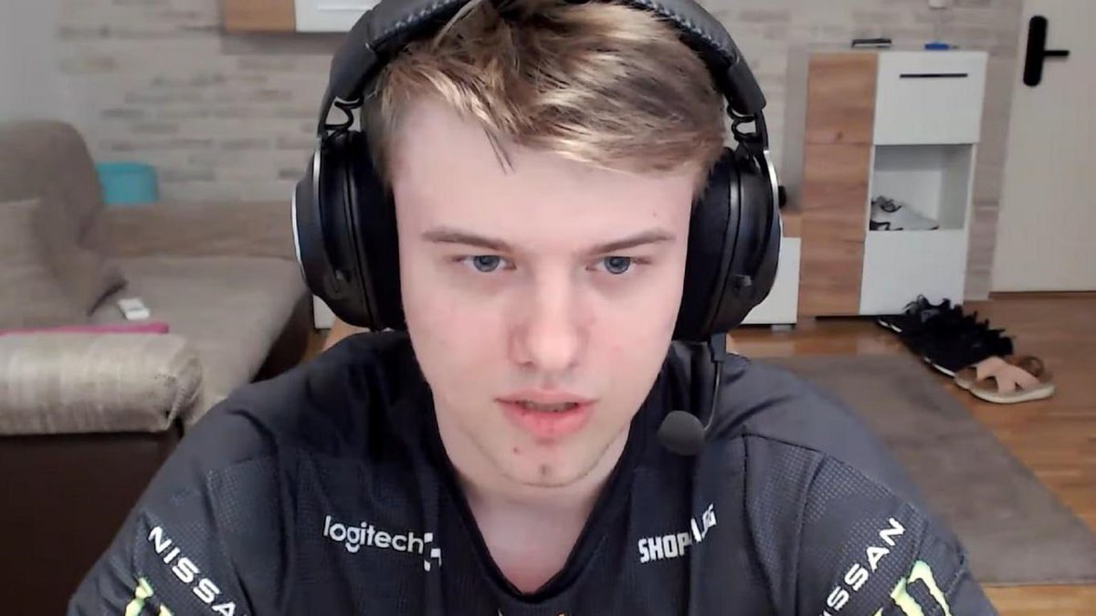 PuckChamp 2-1 Old G👍🏻

happy birthday Swedenstrong 🎉♥️💪🏻