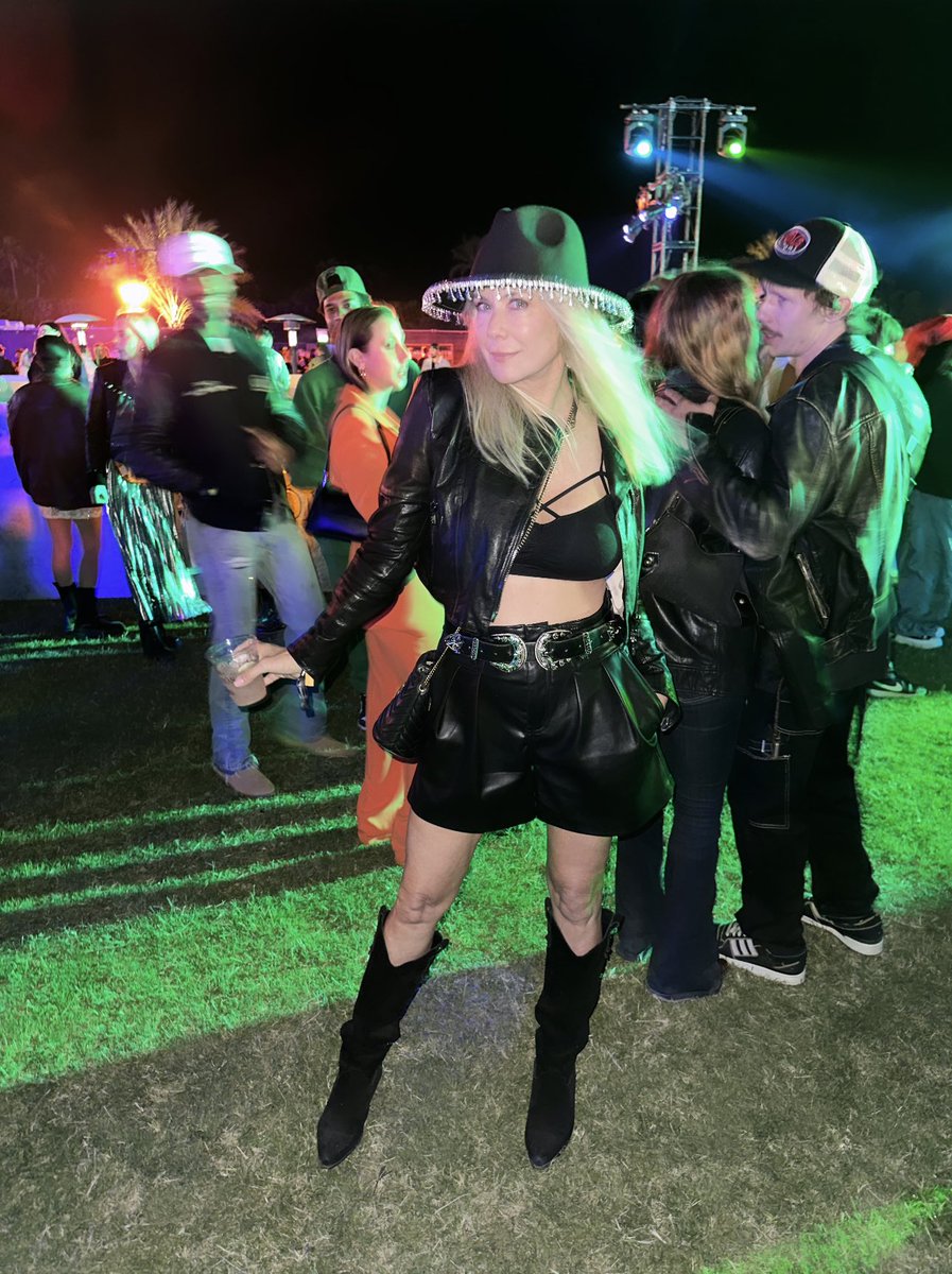 KatherineKellyL's tweet photo. Had a great weekend! #COACHELLA2023 💃😎 https://t.co/llarUnCT8I