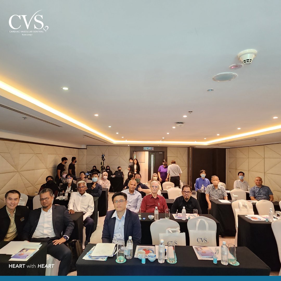 cvs_kl's tweet photo. Last month, our #cardiologist and #electrophysiologist #DrAlFazir and #DrZulkeflee joined forces with Dr Liew Houng Bang and Dr Foo Jhi Hui from Hospital Queen Elizabeth II to host the ‘Heart To Heart Primary Care #Symposium: Striving Excellence in Cardiology’. https://t.co/NQYtRZ1CkC