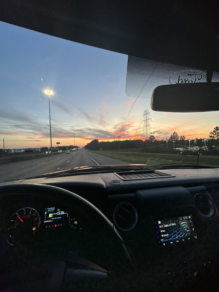 Kaztics's tweet image. 