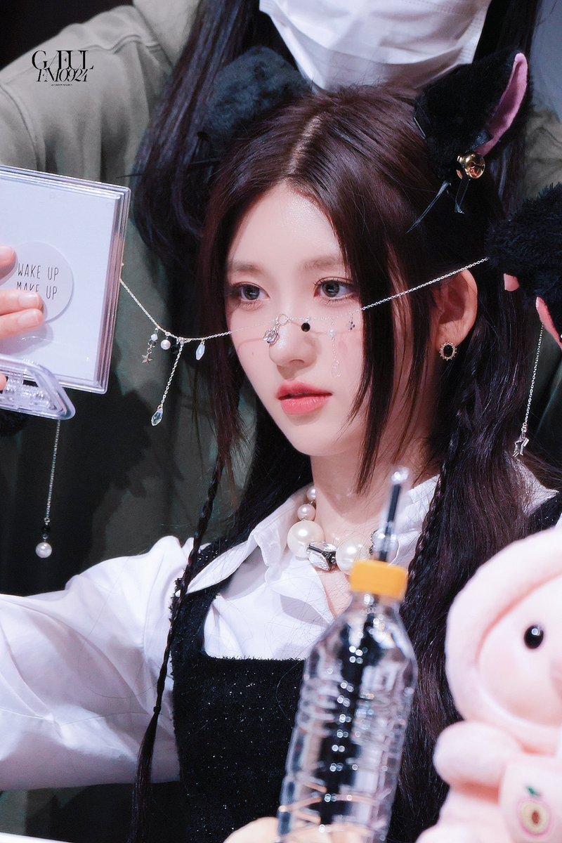 230414  

#GAEUL #가을 #IVE #아이브