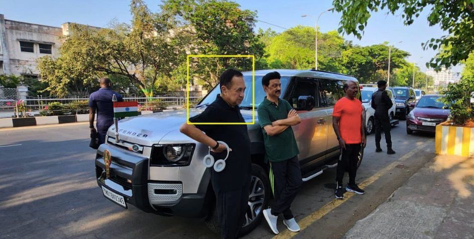 aravind171010's tweet image. #NoParking #PublicNuisance @ChennaiTraffic @cctpolice @tnpoliceoffl 3 Peru tea kudika ethana car? @mkstalin