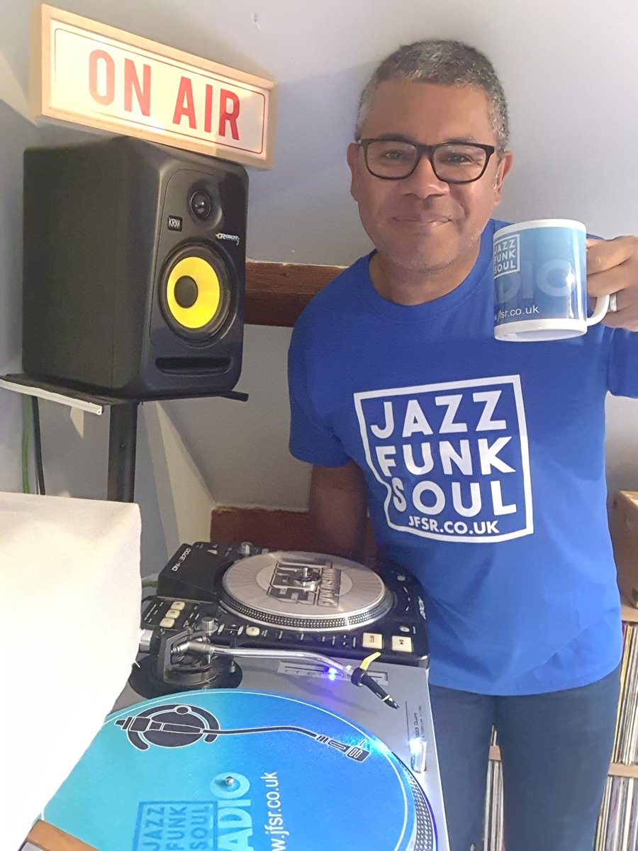 ph5soul's tweet photo. Hey everybody !! 4pm UK time TODAY, #soulexplosion will be warming up the airwaves on the Home of Jazz, Funk & Soul https://t.co/tziawse0kK I've been digging in the crates again, and I'll be sharing with you a mixed bag of underplayed 70s & 80's disco, soul, boogie @jfsrlive https://t.co/ljk9CloPLY