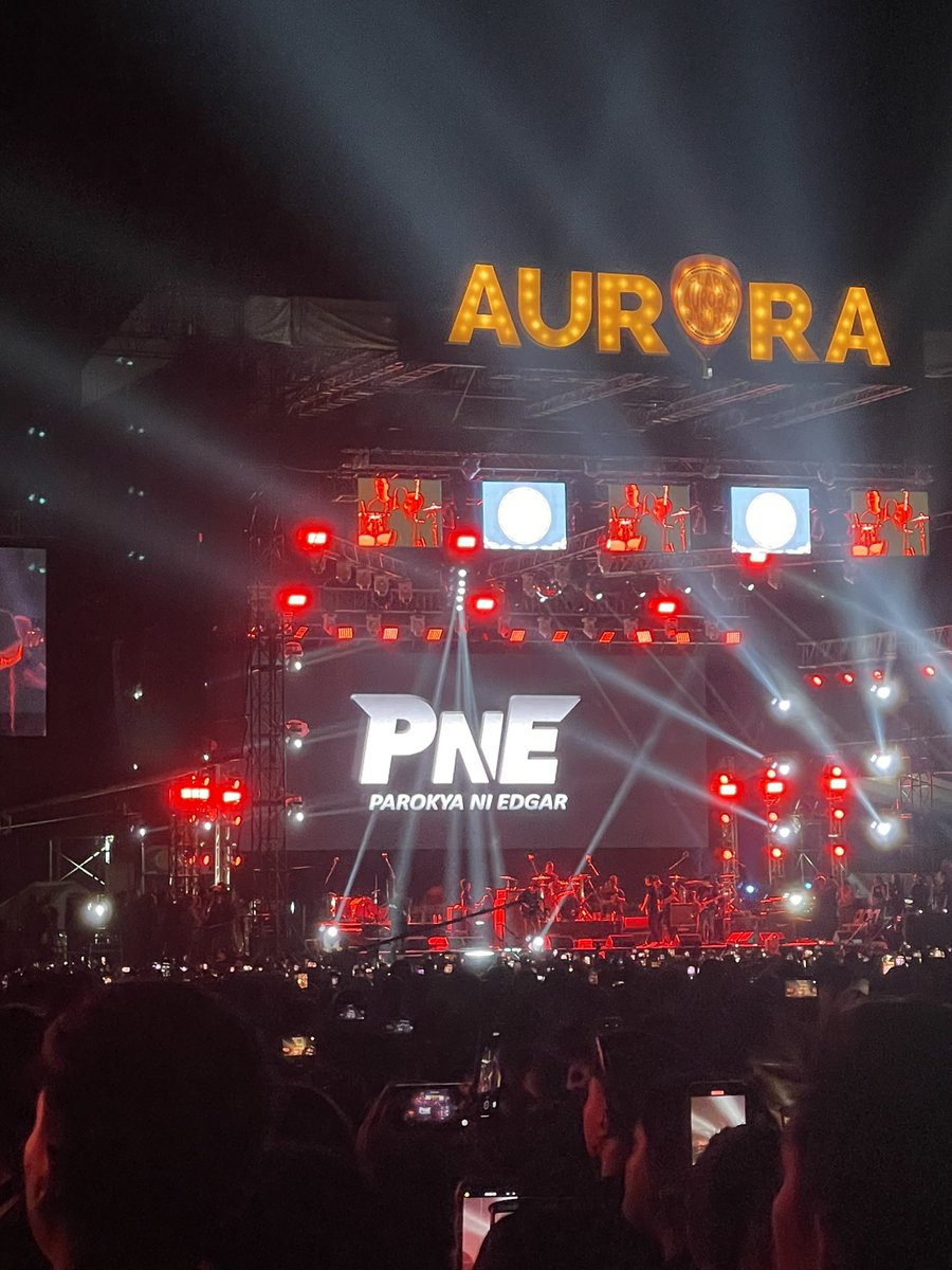 Eynelness's tweet image. Tuwang-tuwa ang mga batang 90’s. Solid ng day 2. #Aurora2023