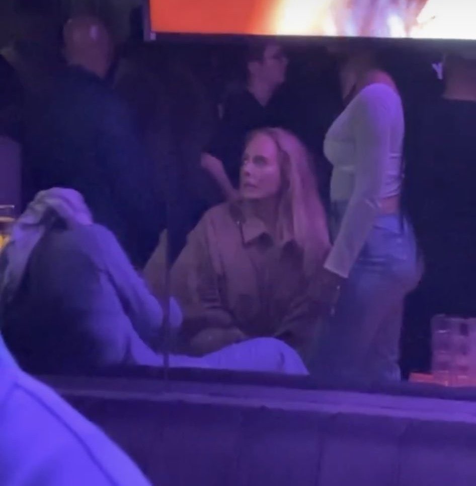 ad3lex's tweet photo. Probably her reaction when she saw eom play https://t.co/kip0EEAAAG