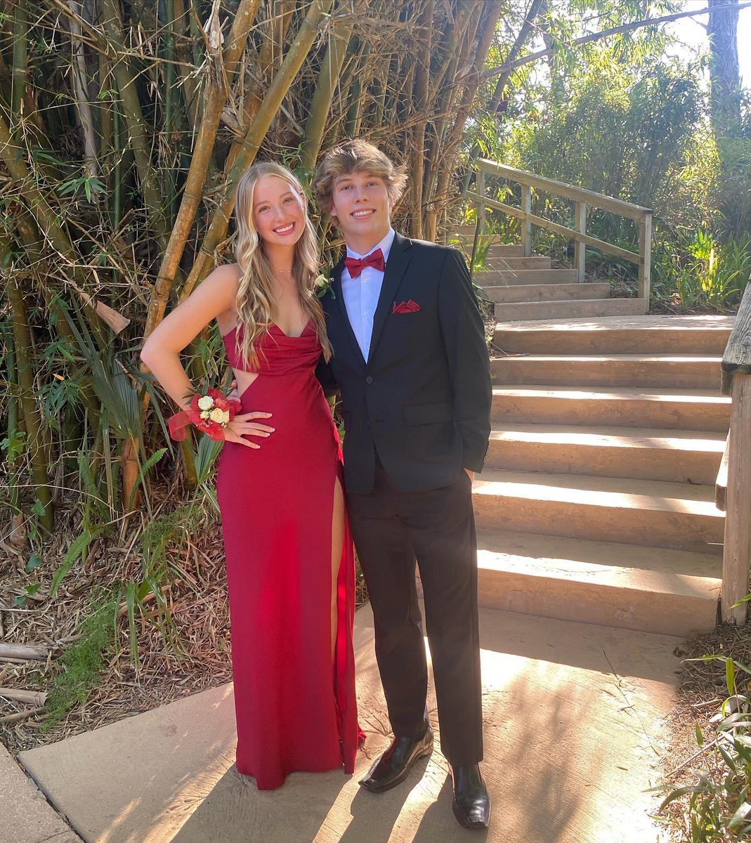 jwinkler12's tweet image. Kid never met a stranger #PromKing 2023