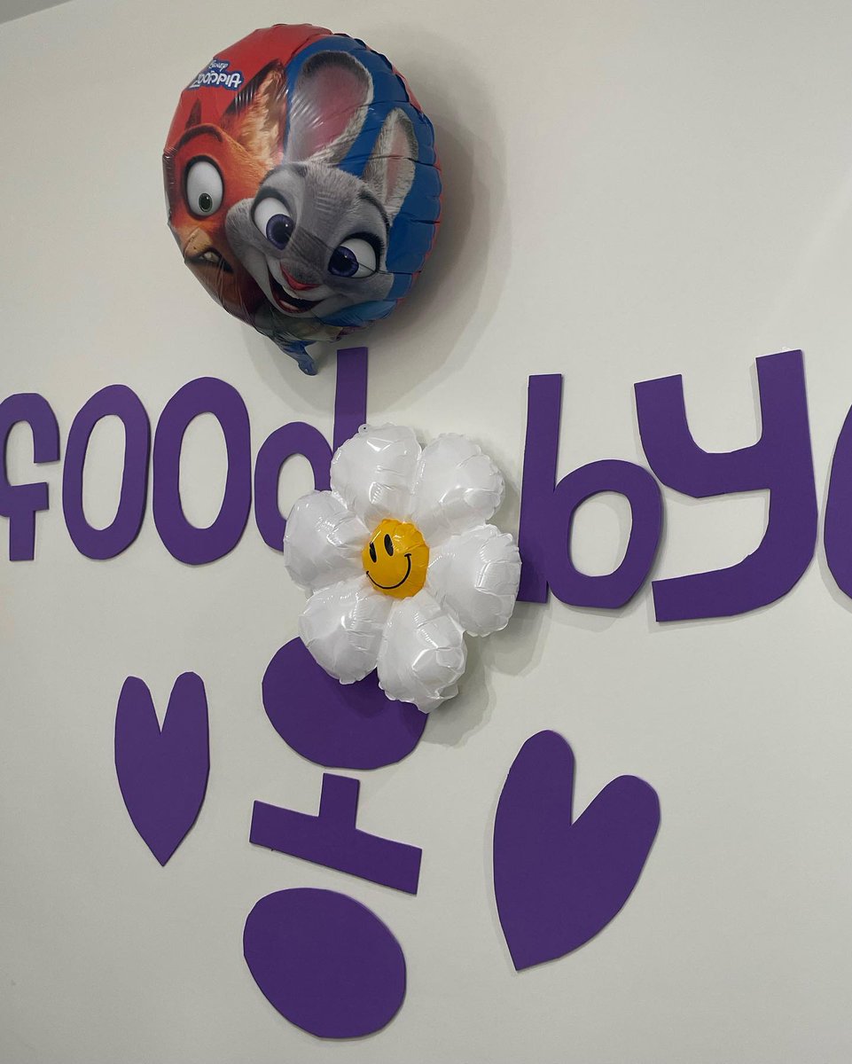 옹이 머리밀던 날 현장사진👩🏻‍🦲

옹잔망꾸러기
Good bye ♥︎옹♥︎