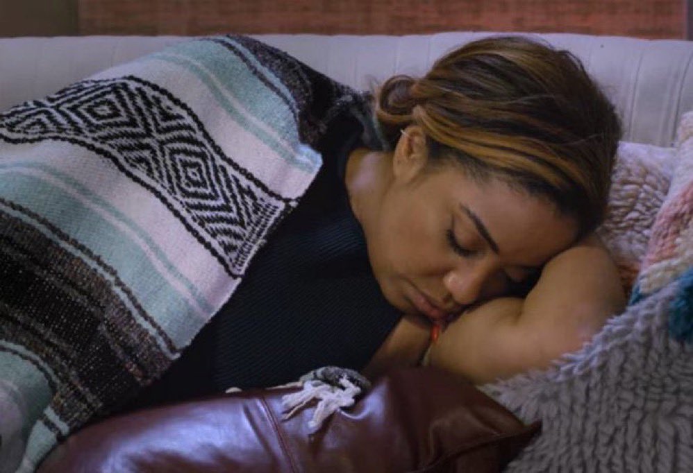 BinhWinn's tweet image. Sorry she's running late guys  #LoveIsBlindLIVE