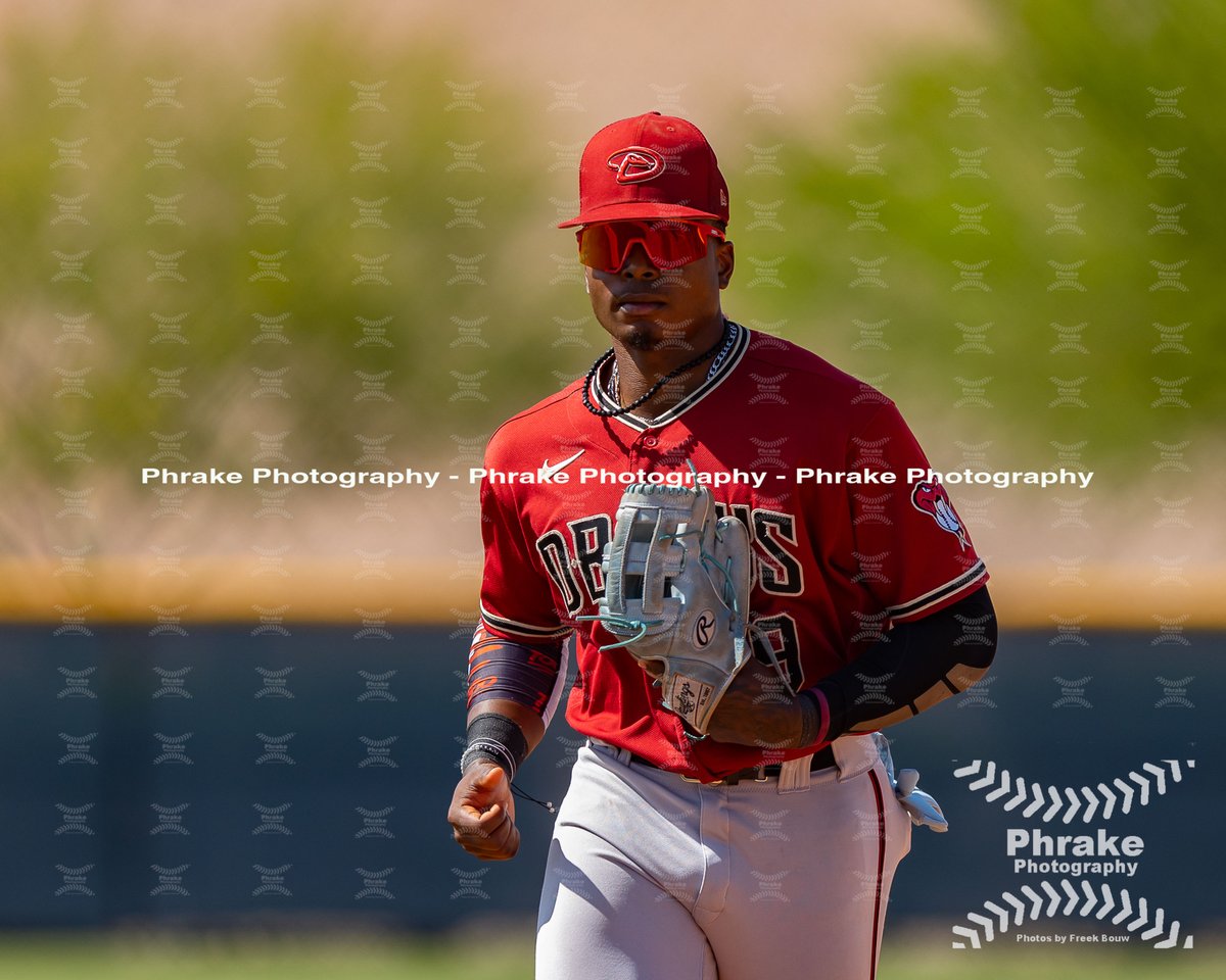 phrakephoto's tweet photo. Gary Mattis (19) LF Dbacks Black @TwuBaseball @gecknation #dbacks #RattleOn #losdbacks #diamondbacks #godbacks #letsgoDbacks
#dbacksmilb
#azdiamondbacks #dbacknation #dbackswin @FarmDbacks @GoldyHappens
@DbacksStatsInfo https://t.co/OLbYp2UHB1