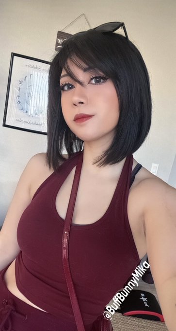 Well if it isn&rsquo;t the bitch in the red everything https://t.co/VNbXCauu5F