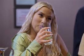 Mr. Bob Netflick gonna be hearing from her #LOVEISBLINDreunion