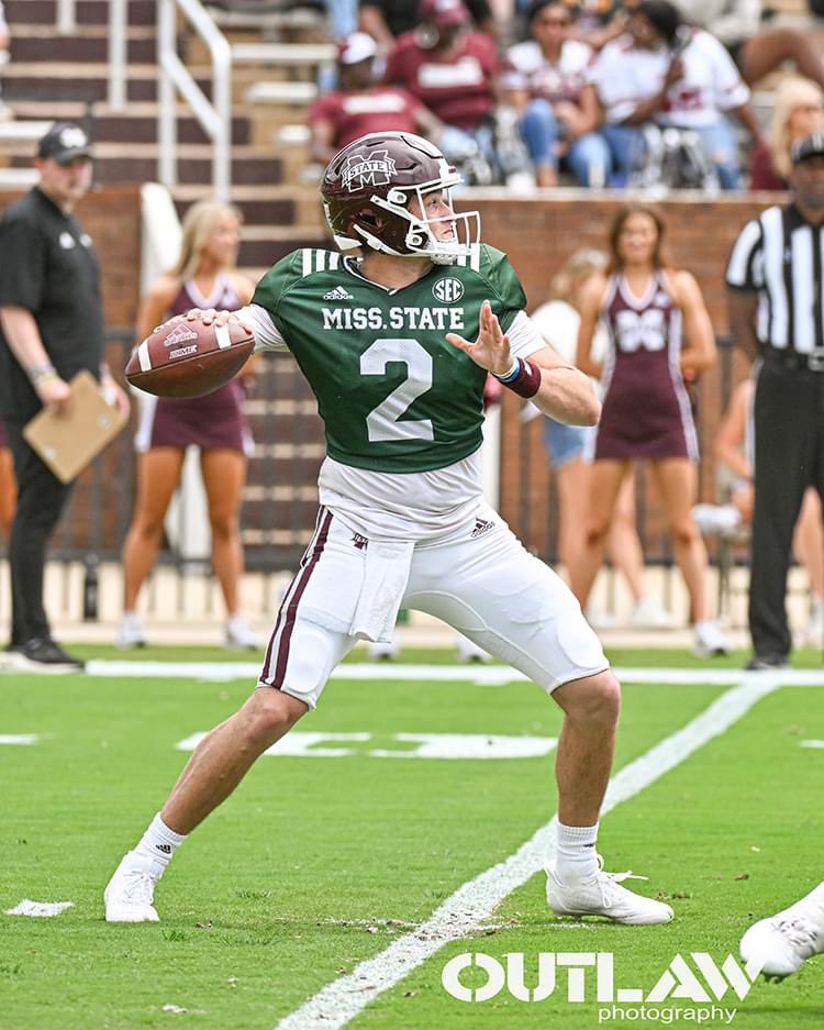 ZackHarbin's tweet photo. Awesome watching my son’s current favorite QB @Wrogers__2 air it out this weekend at the #hailstate spring game! 

Looking forward to a great fall season for both of them! 

@Triumph_hsv 
@HailStateFB https://t.co/LV3CNpoPQe
