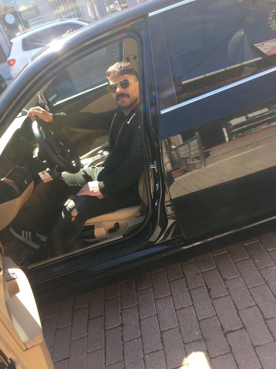dogukan25340's tweet photo. Mutluluk daima sizinle olsun Arkadaşlar Canım Çok Sıkılıyor Ve Hiç Arkadaşım Da Yok Bu Gece Benım Arkadaşım Olur Musunnn..😜😝🥰🥰 https://t.co/Fz0D2MomnE