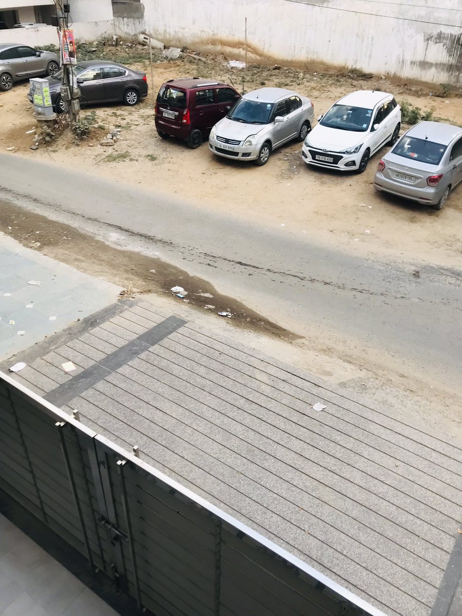 help4mankind's tweet photo. @MunCorpGurugram @DC_Gurugram @OfficialGMDA @cmohry Sir, Road Sweepers not coming in lane 1546~1558 Sec-46 Gurgaon for many days. The dirty roads are breeding grounds for dengue, malaria &amp; public at large is affected. Please help &amp; instruct concerned department to take action. https://t.co/z9VBzkG5xE