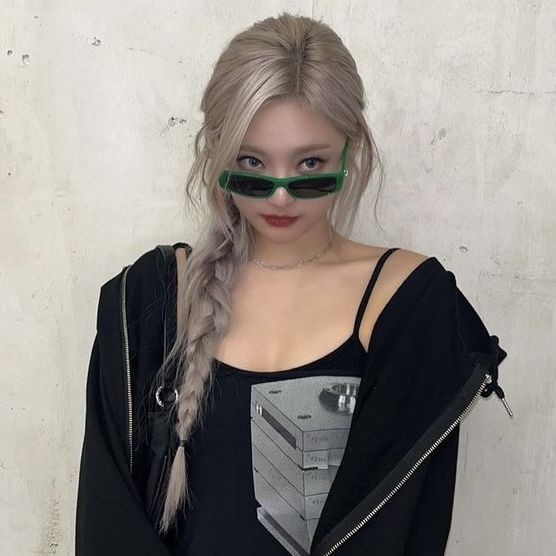 soyeonie1203's tweet photo. Hola busco mutuals ♡

No soy nueva en #kpoptwt tengo nueva cuenta 
⊱staneo a gidle, le sserafim, skz, bp, aespa
⊱También me gusta nct, txt, Ive, itzy y más
Quiero interactuar 

♡ + RT = mutis https://t.co/xQ6jwtH8mV