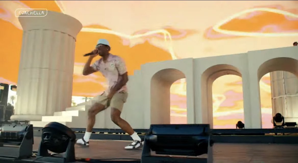 OnThinIce on Twitter "Kali Uchis just brought out Omar Apollo & Tyler