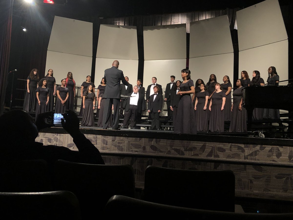 McArthurChorus tweet picture