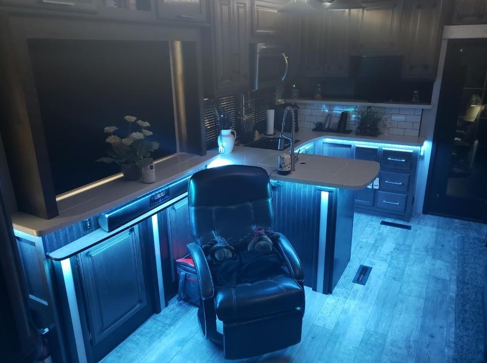 BTF-Lighting tweet media