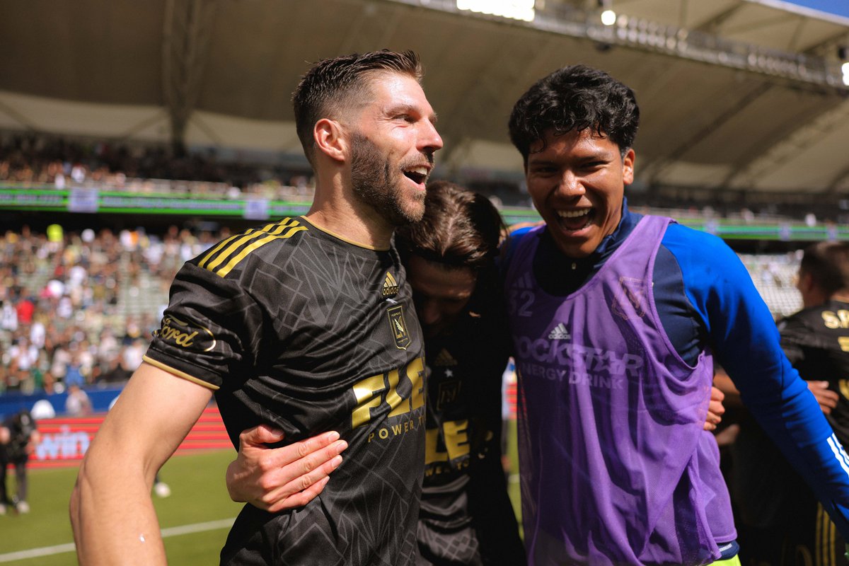 MLS's tweet photo. The only unbeaten squad in the league?

You're looking at 'em. #LAFC https://t.co/38SYjZviEw