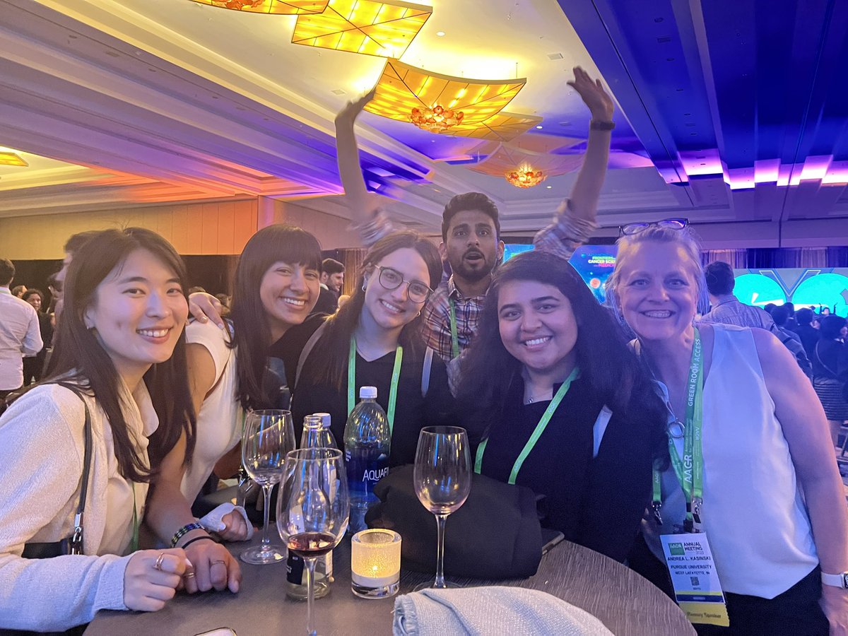 AndreaKasinski's tweet photo. Representing at AACR. Love our lab, our dedication to cancer research, and our passion for making sure to have fun. #AACR2023 @SotoZulaida @aagredom @HasanHumna @ShreyasIyer15 @julieee1201 https://t.co/kjZHGnRd9Q