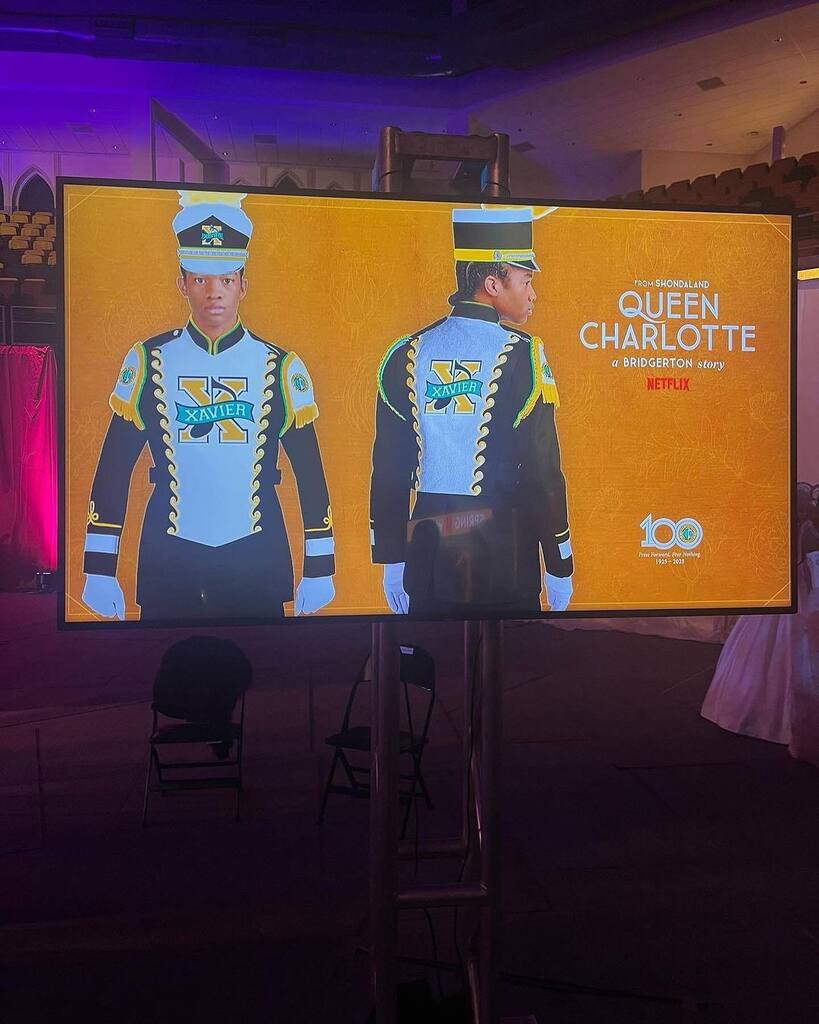tailgate1925's tweet photo. Repost from @xulagoldensound
•
Last night, the hard work seen by the XULA Golden Sound Marching Band did not go unnoticed. The Queen has gifted the band with our first marching band uniforms!! We will like to thank everyone for their continued love &amp;… https://t.co/rqK288aPRU https://t.co/lmFnb8Jy5A