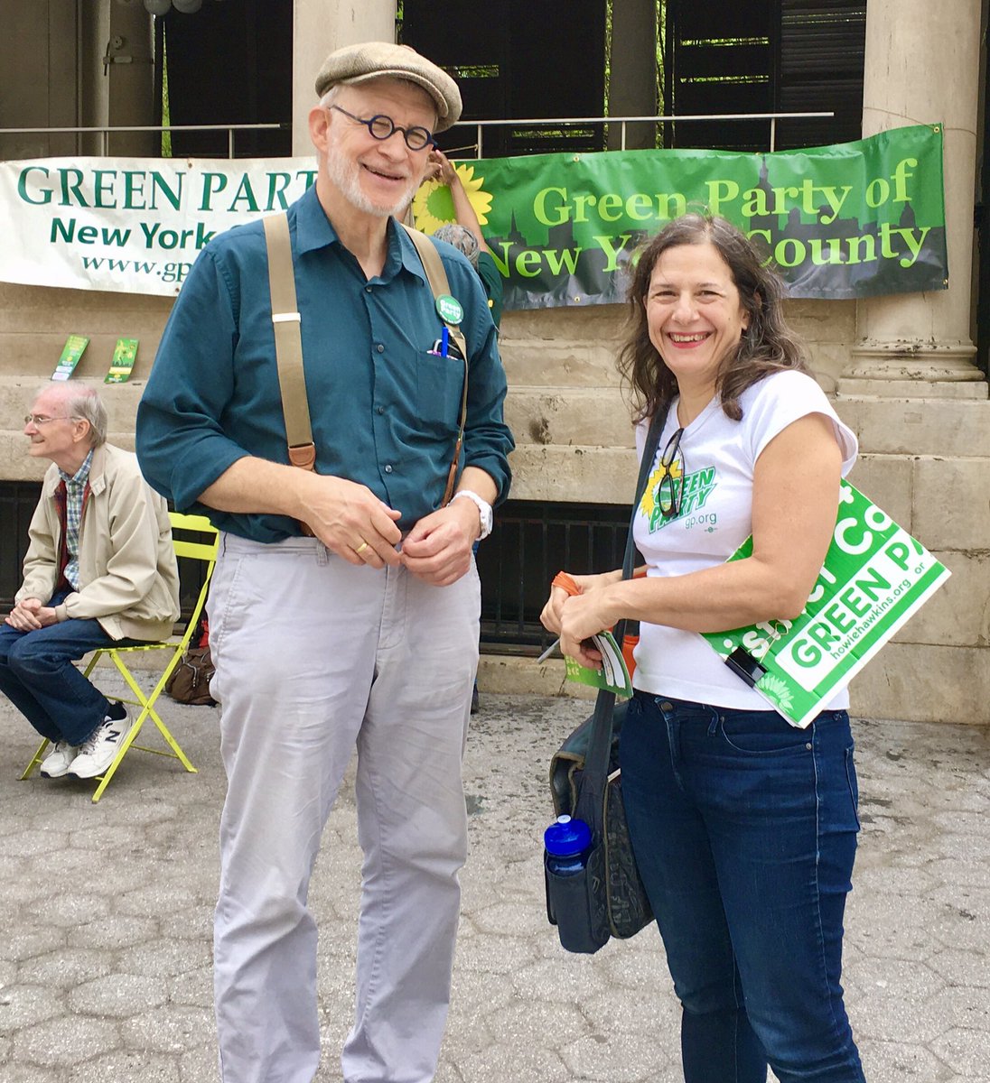 Brx_Greens's tweet photo. Bronx Greens &amp; Green Party of NY County celebrate and rally for Earth Day at Union Square  4/16/23 @gpny @GPNYCounty @GPUSBlackCaucus @freedomrideblog @gaijingirl2004 @gppeaceaction https://t.co/bYj8IgegLx