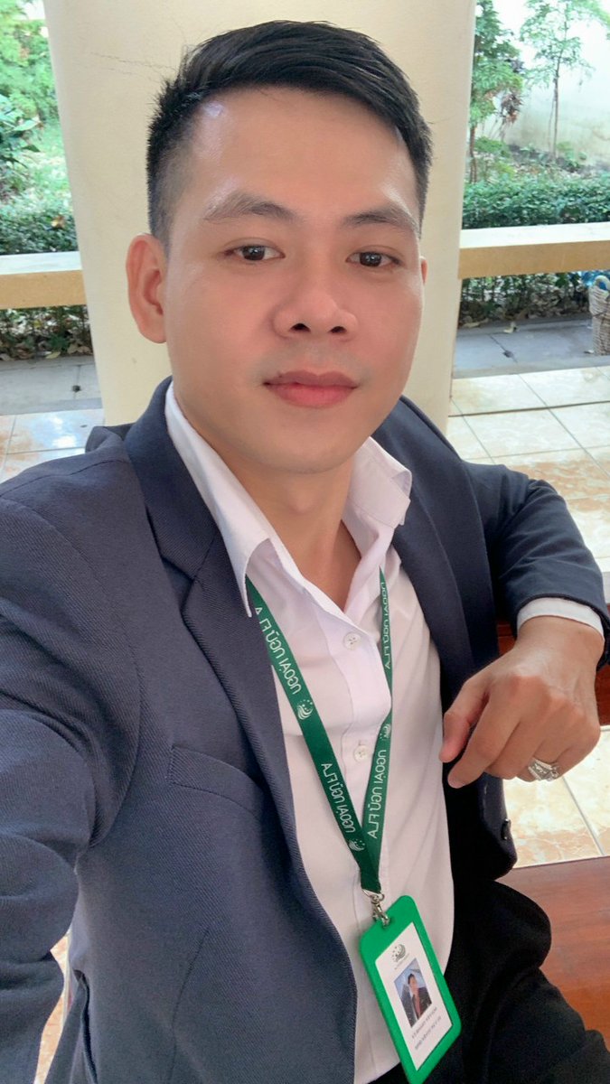 Kute35874009's tweet photo. Thứ hai, đầu tuần nhiều năng lượng! https://t.co/T7X4KVANSD