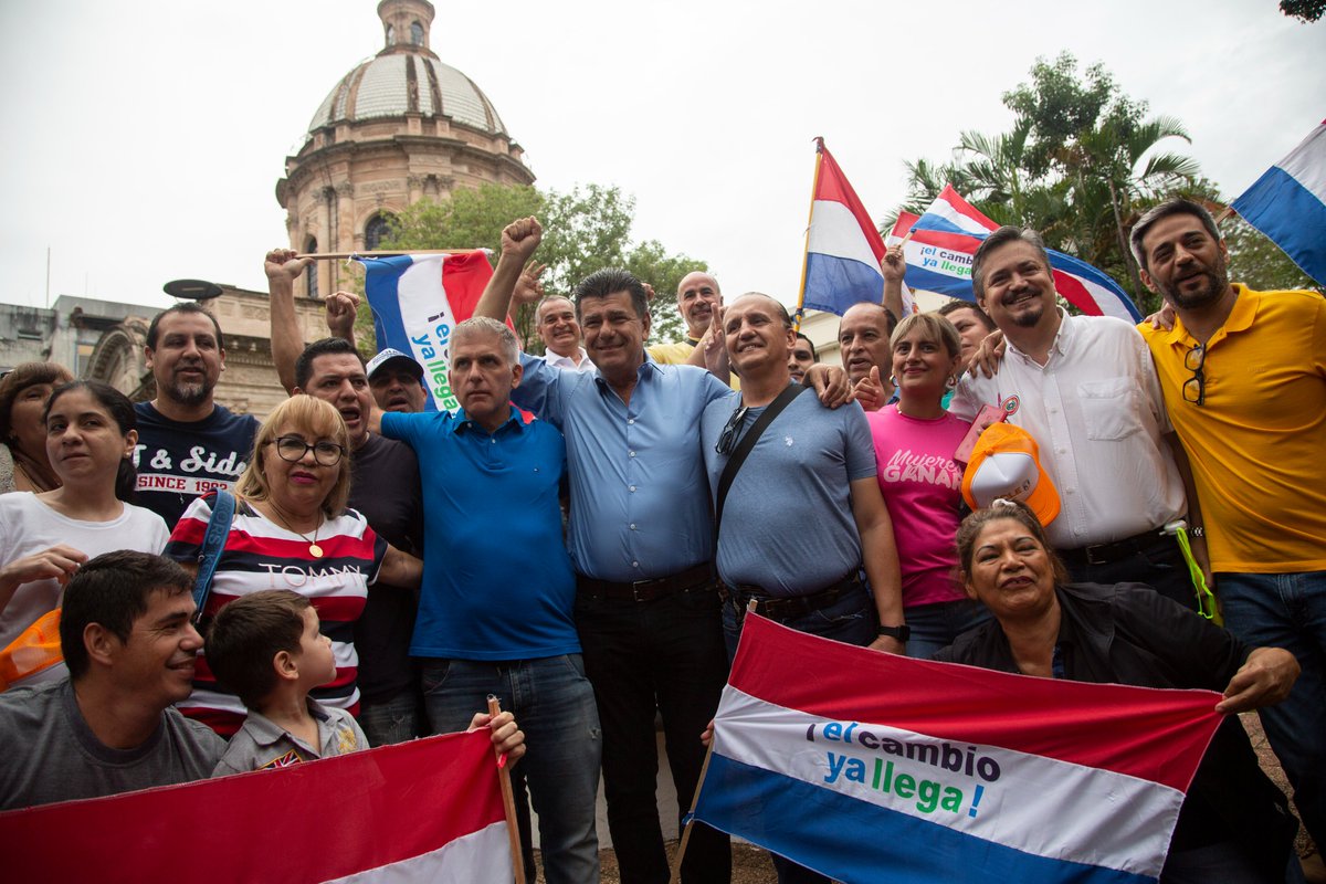 SantiCarneri's tweet photo. A 14 días de las elecciones, Efraín Alegre y Soledad Núñez son los únicos con posibilidades matemáticas de ganar al oficialista Partido Colorado en #Paraguay. https://t.co/l4MI5CEZBN