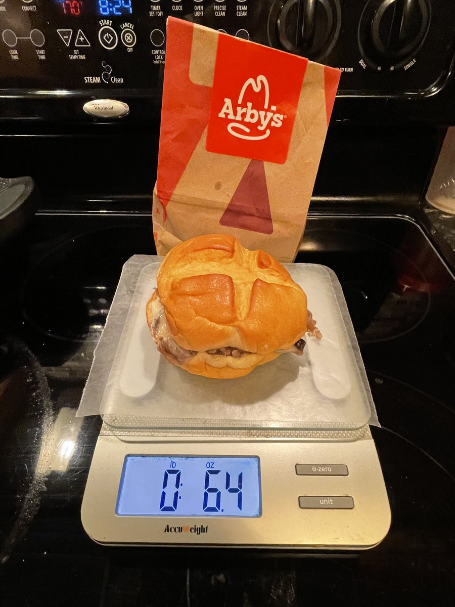 ToddHasler's tweet image. #ArbysWeHaveTheMeats $8.29 Smokehouse Garlic Ribeye sandwich breakdown…sandwich only: