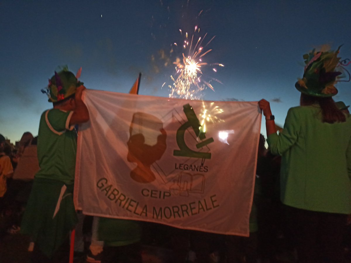 ¡¡Gran Desfile!! de toda la Comunidad Educativa del
<a href="/CeipGabrielaM/">CEIPGabrielaMorreale</a>
en la espectacular Jornada Inaugural #XXIVOlimpiadaEscolar del
<a href="/Arganda_Ayto/">Arganda del Rey</a>
del Sábado 15 de Abril 2023...