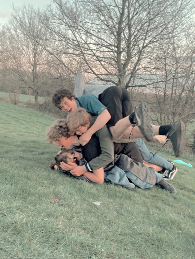 ᅠ
ᅠ
ᅠ
ᅠ          !¡ 𝗯𝘂́𝘀𝗾𝘂𝗲𝗱𝗮𝘀 .