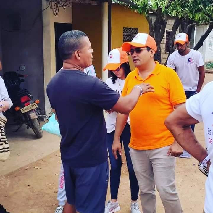 CotesNieto's tweet photo. Gracias a Dios por la oportunidad que me brinda de llegar cada día a los hogares de nuestra hermosa cabecera Municipal.

Eseltiempodelagente https://t.co/gMGtfv4EeE