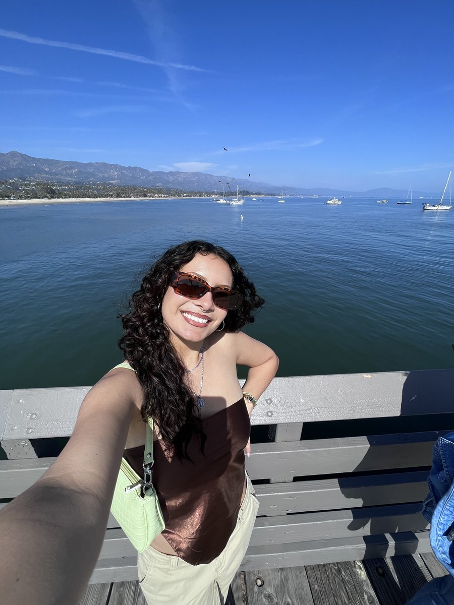 _applejjacks's tweet photo. i know life’s a bitch but she could least give me head 🌬️ https://t.co/RGvQBftB2s