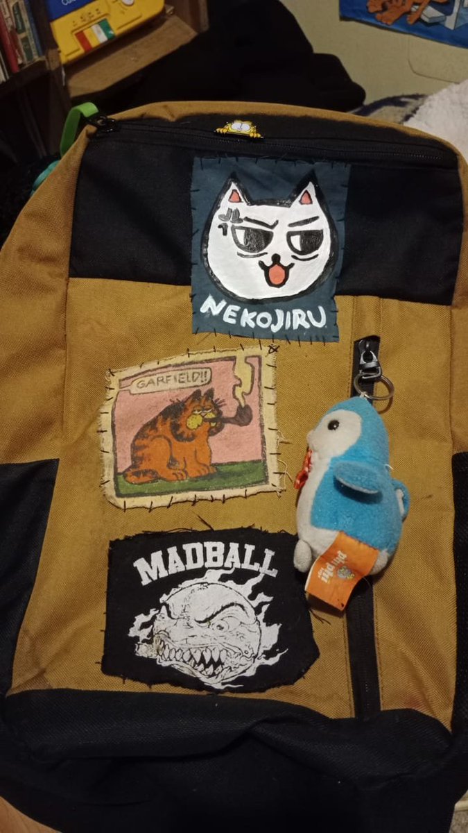 ConFuneral's tweet image. Me hice un parche de nekojiru