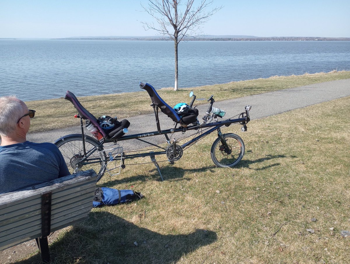 vjh1007's tweet photo. Beautiful day for a bike ride. https://t.co/J14HNznYXE