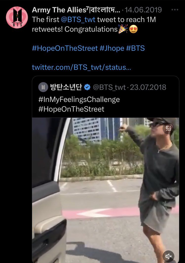 MapOfTheHoseok's tweet image. #jhope is the owner of:
the most viewed reel of all time on IG
the most liked tweet of 2018
most commented Vlive of 2019
the first BTS tweet to reach 1M rts
the first kpop soloist to reach 2-3-4-5-6-7-8-9-10-11-12-13-14M followers on Spotify
did all these organically 💅🏽